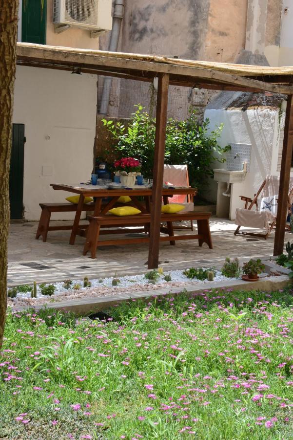 Apartment Old Town Secret Garden